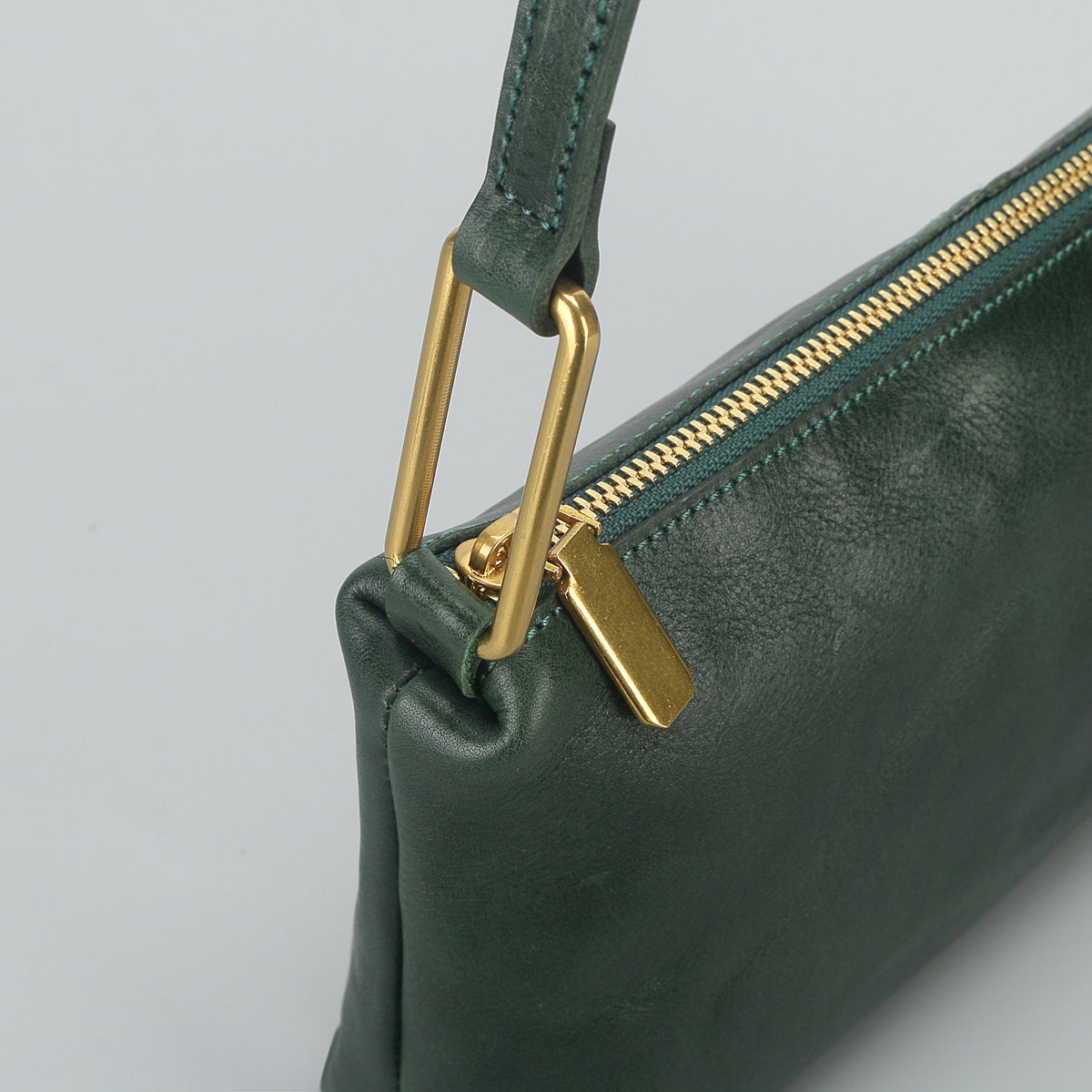 London Luxe Leather Shoulder Bag